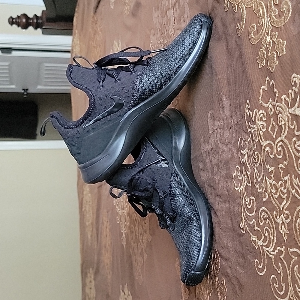 Woman nike running shoes